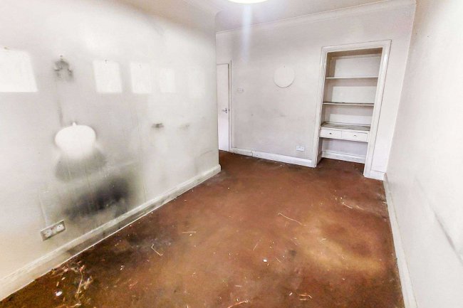 Flat 6, 859 Garratt Lane, Tooting, London, SW17 0LX 6