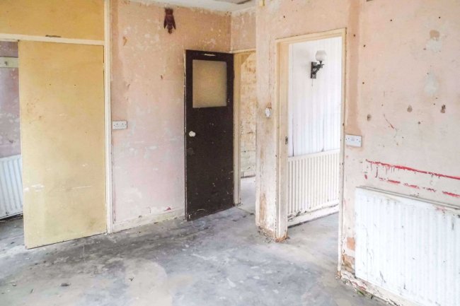 129 Meadfoot Road, Coventry, West Midlands, CV3 3DR 7