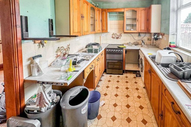 4 Edward Street, Kirkby-in-Ashfield, Nottingham, Nottinghamshire, NG17 7JP 5