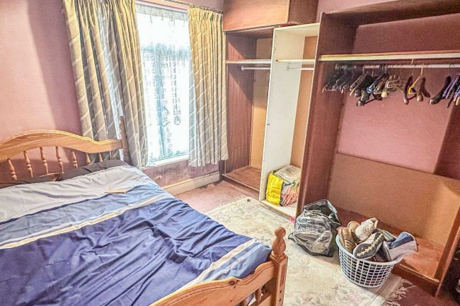 4 Edward Street, Kirkby-in-Ashfield, Nottingham, Nottinghamshire, NG17 7JP 5