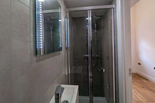 Flat B Mill House, Windmill Place, Southall UB2 4FS 2