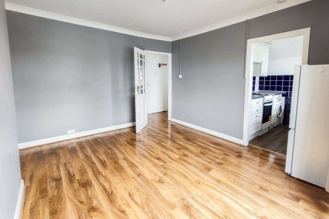 238A Staines Road, Feltham, Middlesex, TW14 9HG 9