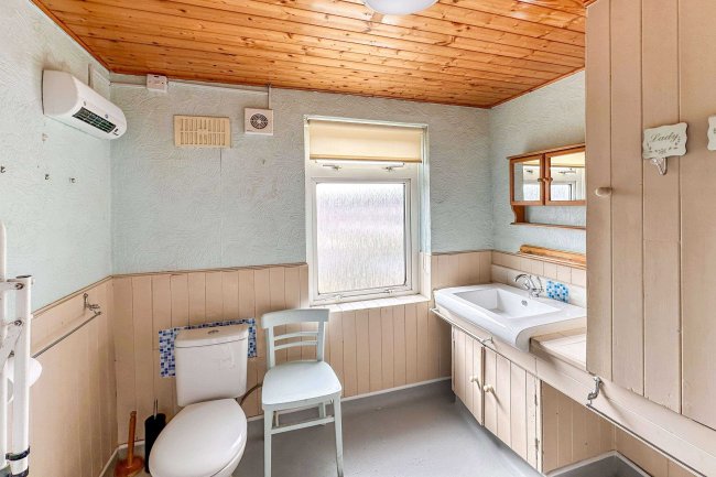 184 Ludlow Road, Southampton, Hampshire, SO19 2EN 3