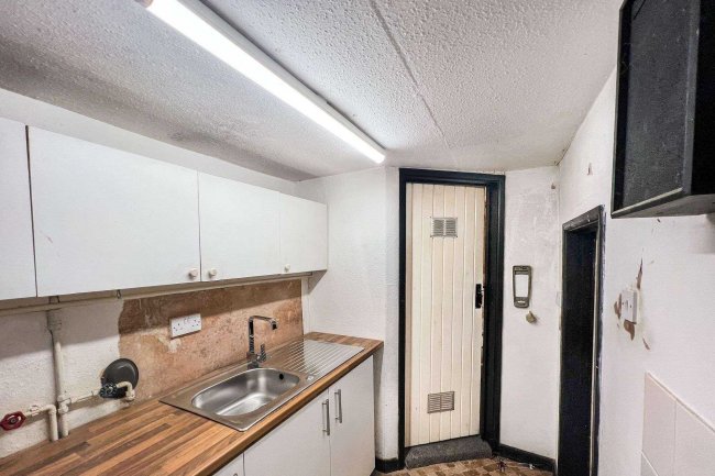 2 Homeway Cottages, Eling Hill, Southampton, Hampshire, SO40 9JQ 6