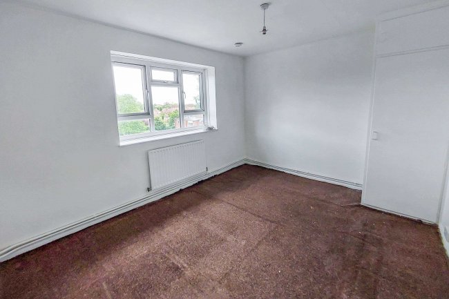 48 Grange Court, Old Ruislip Road, Northolt, Middlesex, UB5 6QH 3