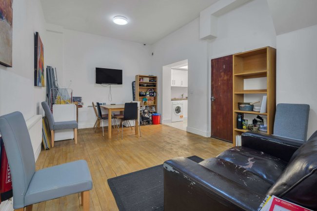 12 Loveridge Mews, London, NW6 2DP 2