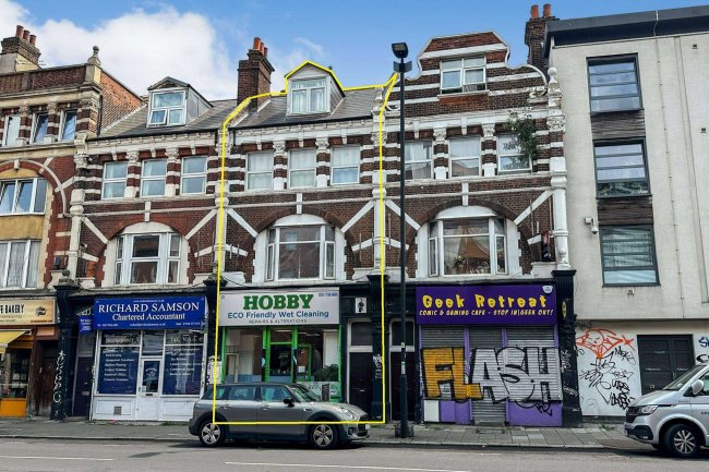 23 Coldharbour Lane, London SE5 9NR 8