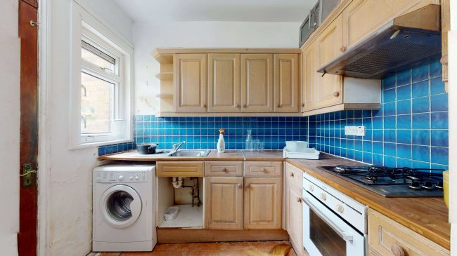 21 Manor Grove, Richmond, TW9 4QQ 2