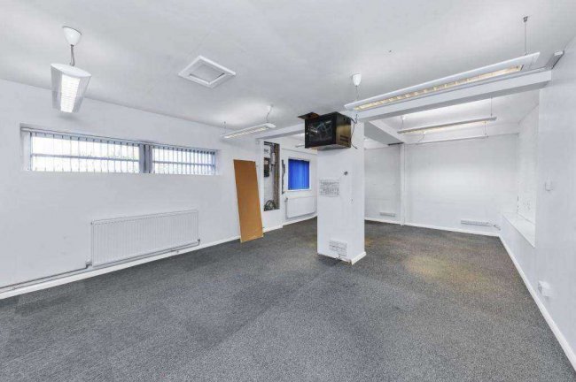 12-14 Manor House Yard, Melbourn Street, Royston, SG8 7BZ 8