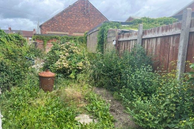 638 Anlaby Road, Hull, HU3 6UU 7