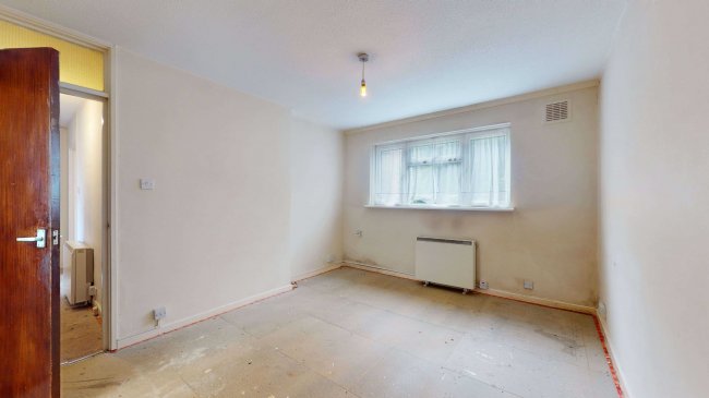 33 Romily Court, Landridge Road, Fulham, London SW6 4LL 5