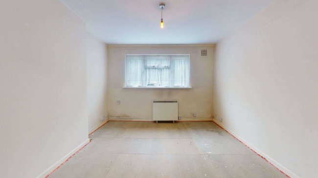 33 Romily Court, Landridge Road, Fulham, London SW6 4LL 5