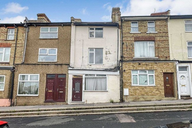 248 Mersham Road, Thornton Heath, Surrey, CR7 8NR 9