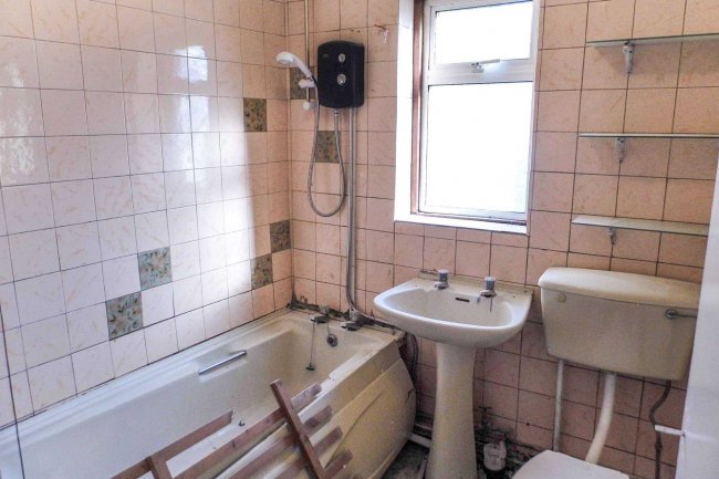 852 Yardley Wood Rd, Birmingham, B14 4BX 6