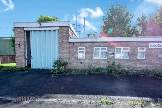 12 Hatton Gardens, Kington, Herefordshire HR5 3RB 2