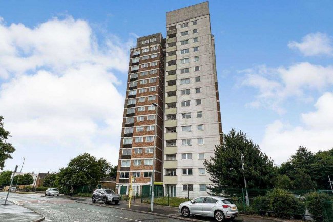 Flat 80 Beech Rise, Liverpool, L33 8WY
 8