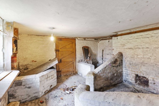 Elm Villa, 49 London Road, Cheltenham, GL52 6HE 5