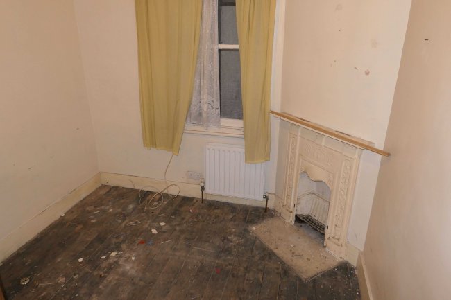 165 & 167 Replingham Road, Southfields, London SW18 5LY 3