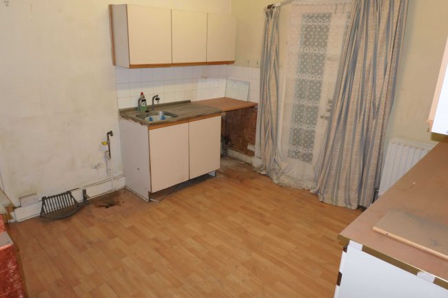 165 & 167 Replingham Road, Southfields, London SW18 5LY 3