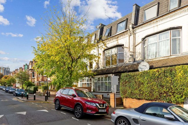 Flat 8, 77a Hampden Road, Hornsey, London, N8 0HU 1