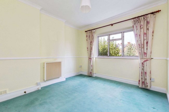 Flat 8, 77a Hampden Road, Hornsey, London, N8 0HU 1