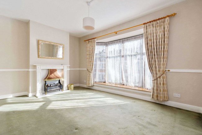 Flat 8, 77a Hampden Road, Hornsey, London, N8 0HU 1