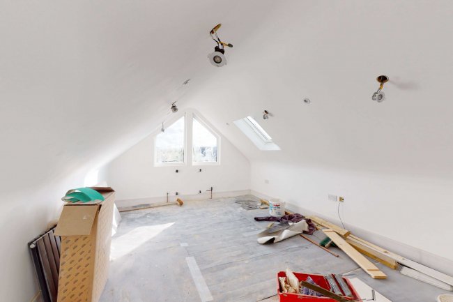 10 Kenilworth Road, Ashford, TW15 3EL 5