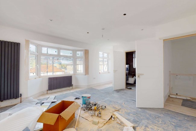 10 Kenilworth Road, Ashford, TW15 3EL 5