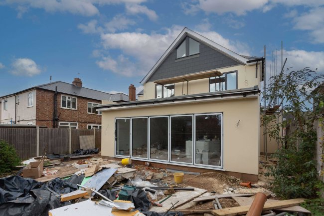 10 Kenilworth Road, Ashford, TW15 3EL 5