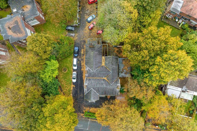 Park Lodge, 34 Sandy Lane, Romiley, Stockport, Cheshire, SK6 4NH
 10