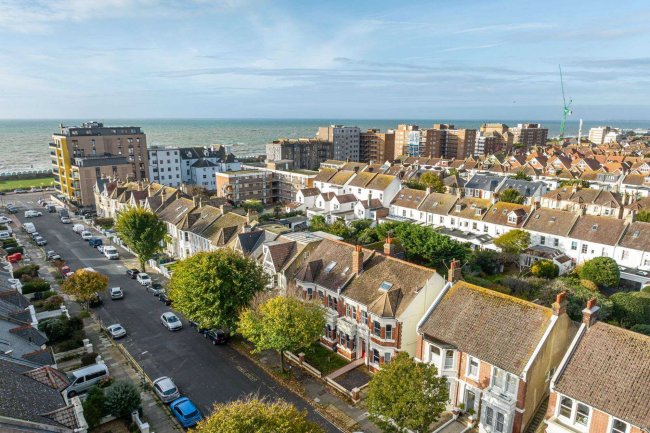 The Priory Rookery Hove, 22-24 Sackville Gardens, Hove, East Sussex, BN3 4GH 4