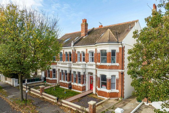 The Priory Rookery Hove, 22-24 Sackville Gardens, Hove, East Sussex, BN3 4GH 4