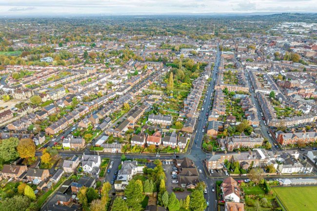 Park Villa Independent Hospital, 268 Park Lane, Macclesfield, Cheshire, SK11 8AE 1