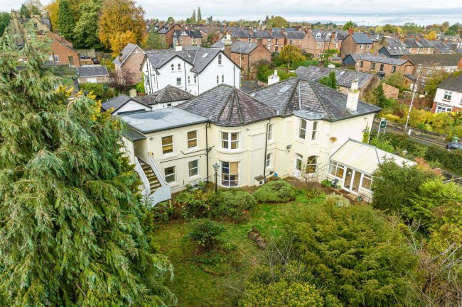 Park Villa Independent Hospital, 268 Park Lane, Macclesfield, Cheshire, SK11 8AE 1