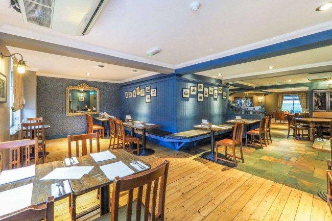 The Thorn Tree, 246 Nottingham Road, Langley Mill, Codnor, Nottingham NG16 4HG
 9