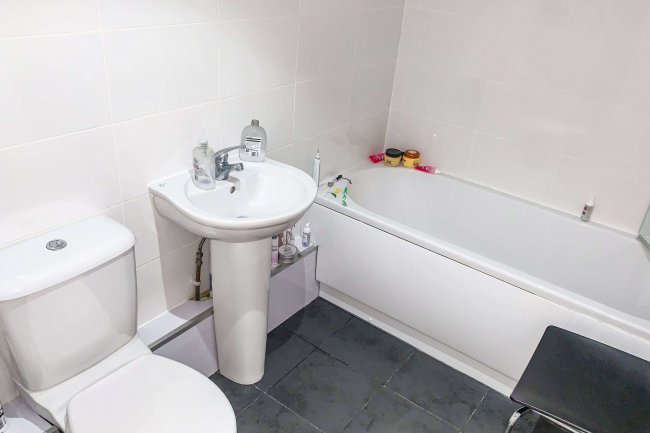 Flat 8, 10 Pollard Street, Manchester M4 7DS 4