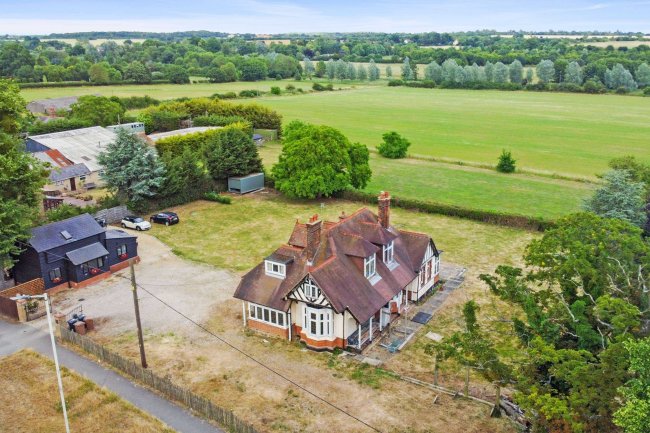 Rembrandt House, Blasford Hill, Little Waltham, Chelmsford, Essex, CM3 3PF 1