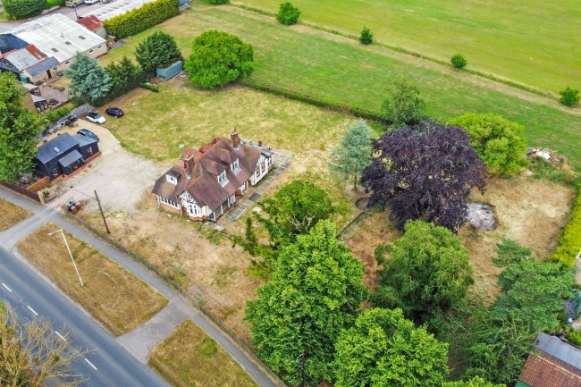 Rembrandt House, Blasford Hill, Little Waltham, Chelmsford, Essex, CM3 3PF 1