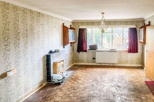 1 Orchard Close, Wendover, Aylesbury, Buckinghamshire, HP22 6LN 8