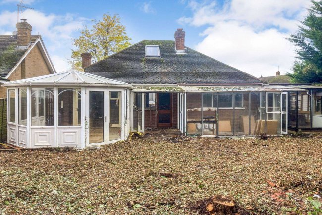 1 Orchard Close, Wendover, Aylesbury, Buckinghamshire, HP22 6LN 8