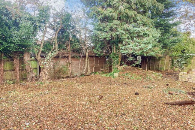 1 Orchard Close, Wendover, Aylesbury, Buckinghamshire, HP22 6LN 8