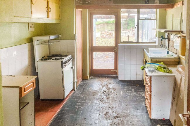 1 Orchard Close, Wendover, Aylesbury, Buckinghamshire, HP22 6LN 8