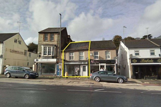 83 Brighton Rd, Redhill, RH1 6PS 4