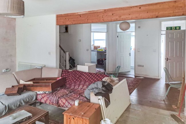 The Flat 9a Alma Terrace, St Ives, TR26 1QX 1