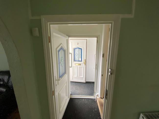 2 Oatlands Road, Enfield, EN3 5LJ 8