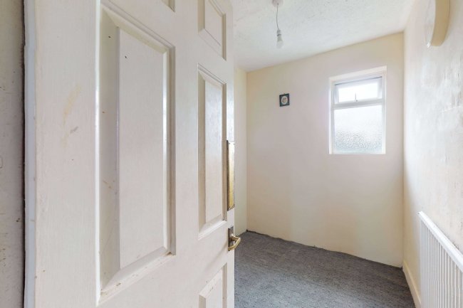 69 Norman Road, Ilford, Essex, IG1 2NH  8