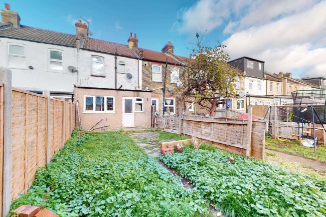 69 Norman Road, Ilford, Essex, IG1 2NH  8