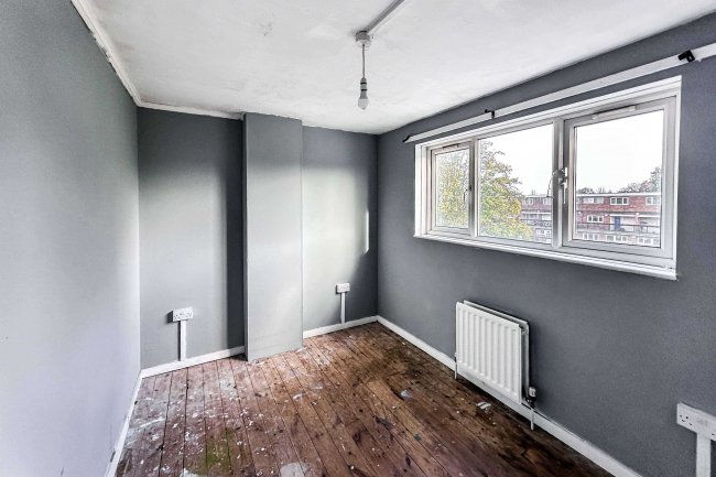 63 Acre Court, Andover, SP10 1HH 7