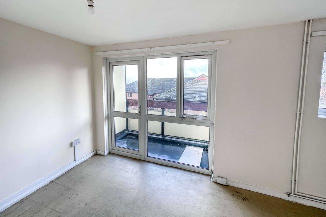 63 Acre Court, Andover, SP10 1HH 7