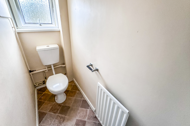 63 Acre Court, Andover, SP10 1HH 7